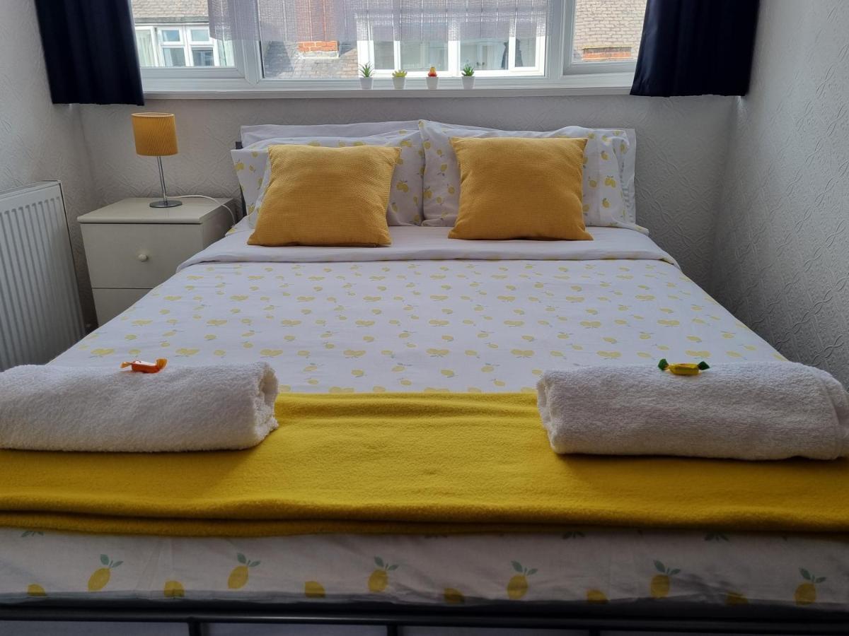 Your Home Away From Home. Leeds  Kültér fotó