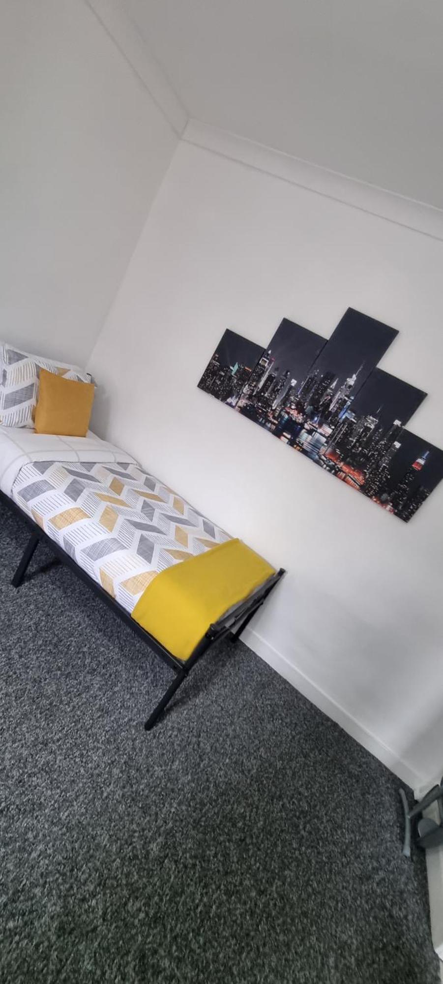 Your Home Away From Home. Leeds  Kültér fotó